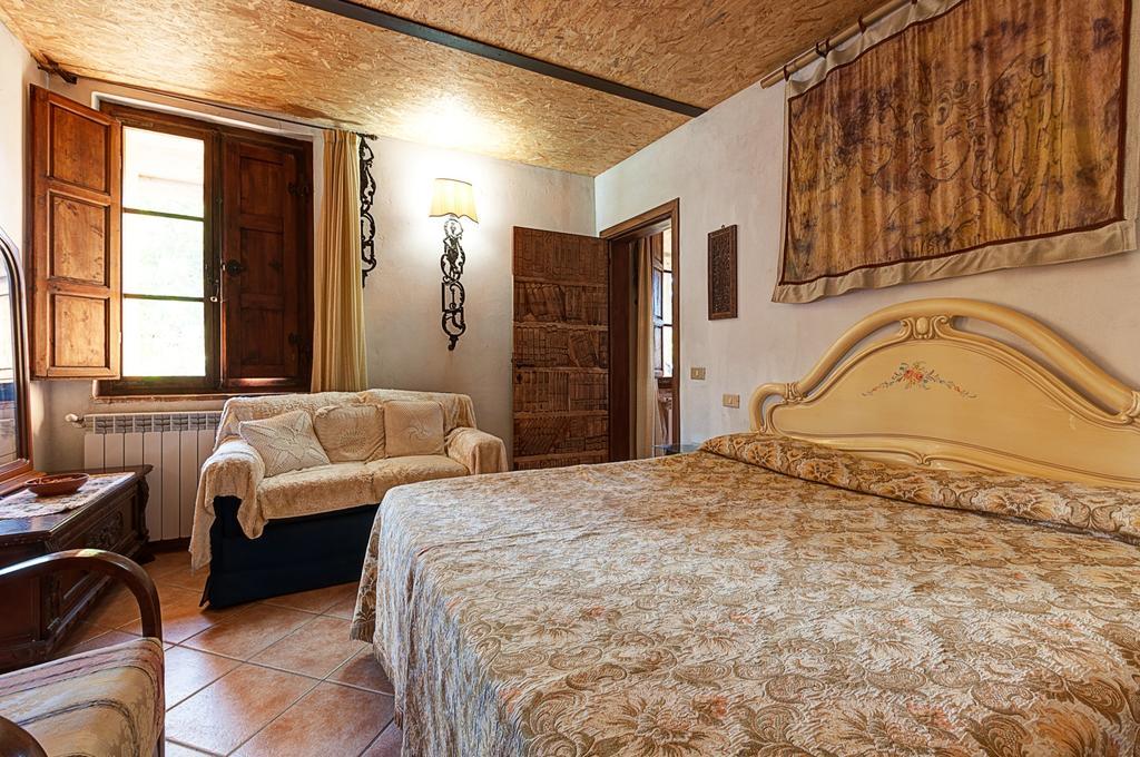 Appartamenti Alcantara E Damasco Abbadia di Montepulciano Chambre photo